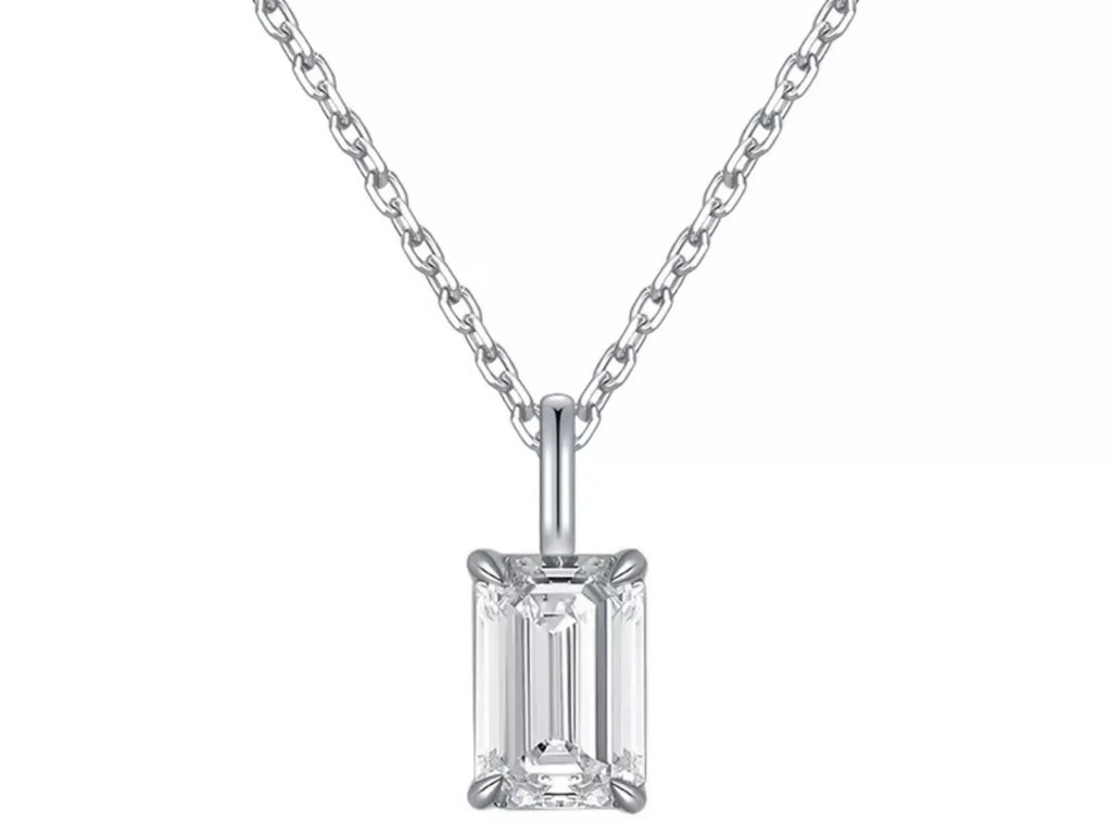 Collana Cyre The Obelisk in oro bianco 18K con diamante lab-grown taglio smeraldo 1ct, certificazione IGI