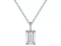 Collana Cyre The Obelisk in oro bianco 18K con diamante lab-grown taglio smeraldo 1ct, certificazione IGI