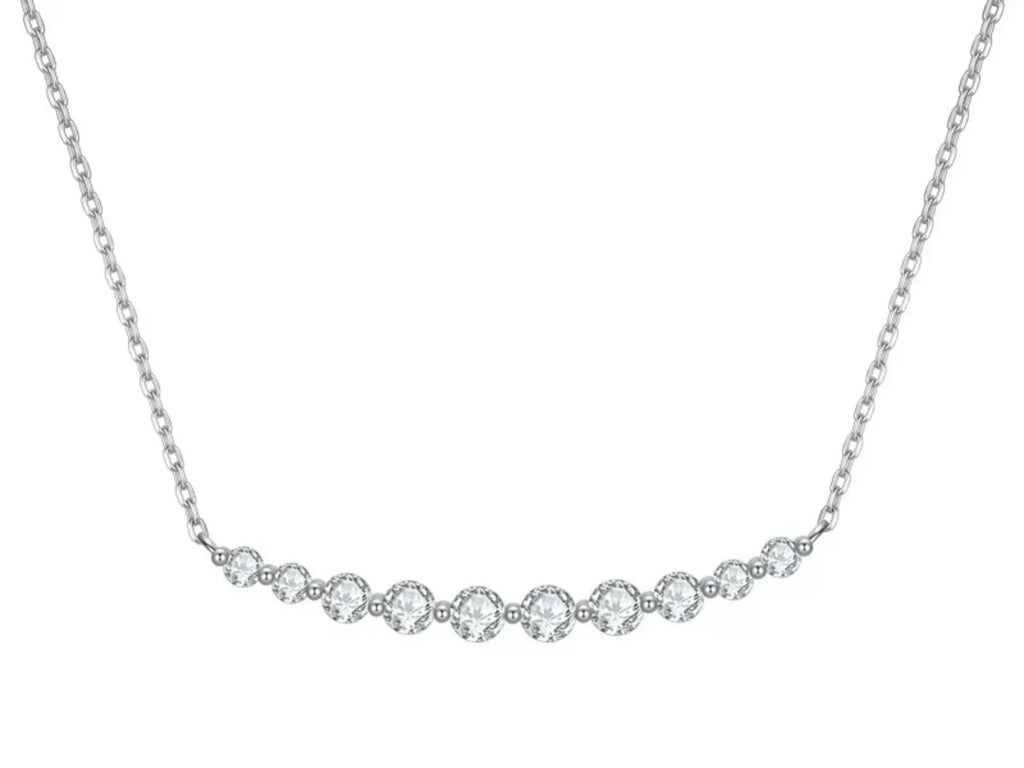Collana Cyre The Arcus indossata - Diamante Lab-Grown 0.9ct Oro Bianco 18K - Cyrediamond