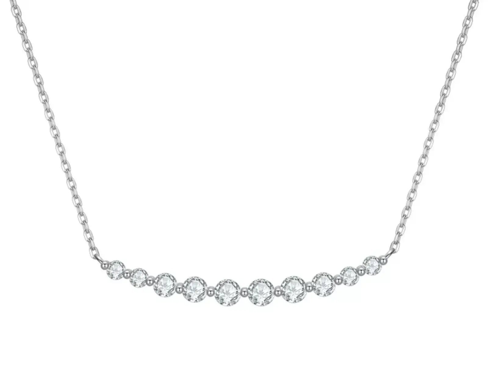 Collana Cyre The Arcus indossata - Diamante Lab-Grown 0.9ct Oro Bianco 18K - Cyrediamond