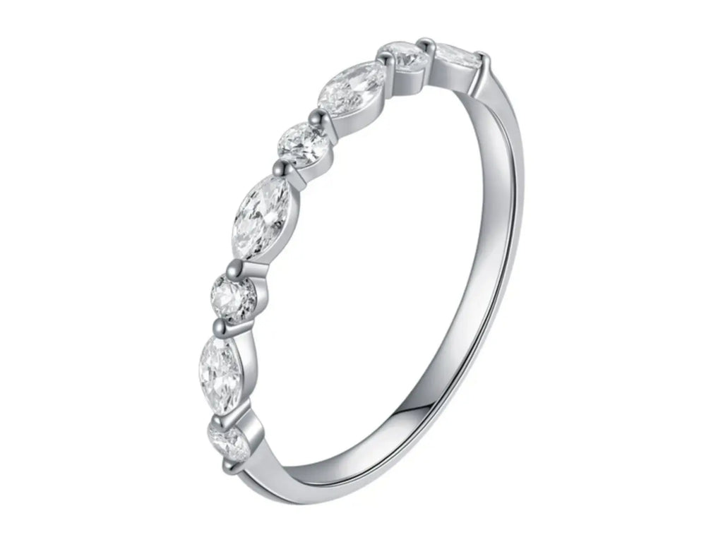 Anello Cyre-The Alterna diamante lab-grown oro bianco 18K vista frontale 